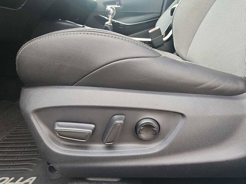 Used 2020 Toyota Corolla XSE image 14