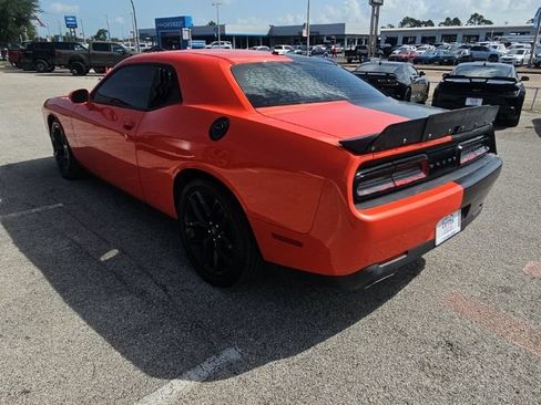 Used 2020 Dodge Challenger GT w/ Blacktop Package RWD image 5