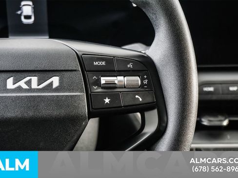Used 2025 Kia K4 FWD image 26