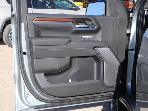 New 2026 GMC Sierra 1500 Denali w/ Denali Reserve Package image 10