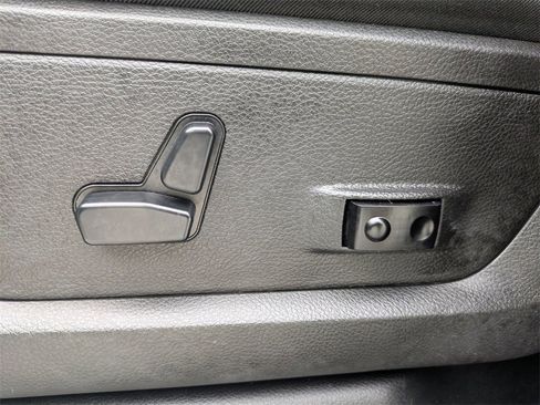 Used 2019 RAM 2500 Limited image 20