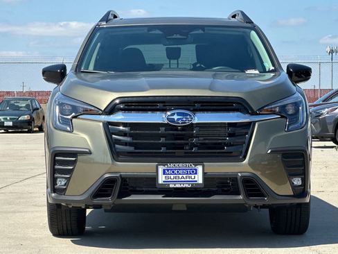 New 2026 Subaru Ascent Limited w/ Popular Package #2 AWD/4WD image 8