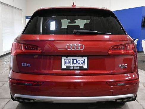 Used 2018 Audi Q5 2.0T Premium Plus w/ Premium Plus Package image 3
