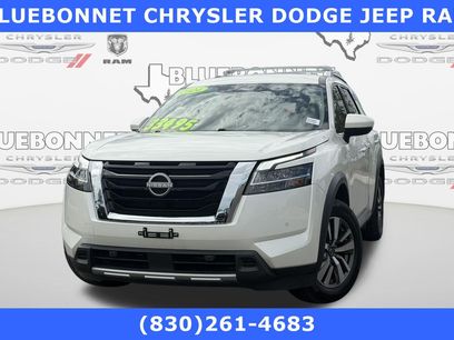 Used 2024 Nissan Pathfinder SL