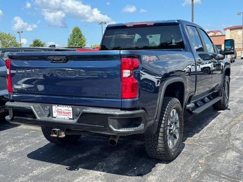 Used 2023 Chevrolet Silverado 2500 Custom w/ Custom Value Package AWD/4WD image 3