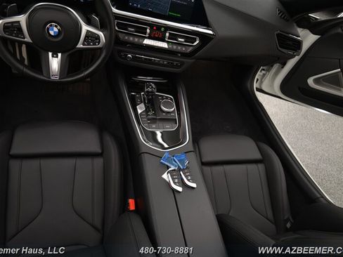 Used 2024 BMW Z4 M40i w/ Premium Package image 14