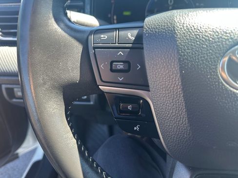 Used 2025 Toyota Camry SE FWD image 20