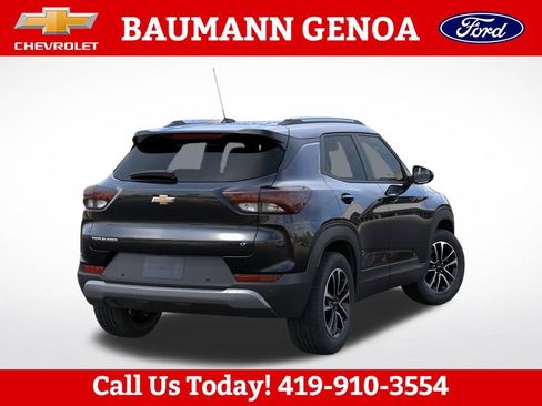 Used 2026 Chevrolet TrailBlazer LT w/ Convenience Package FWD image 4