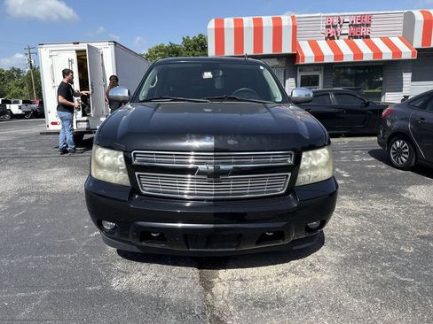 Used 2011 Chevrolet Tahoe LT AWD/4WD image 8