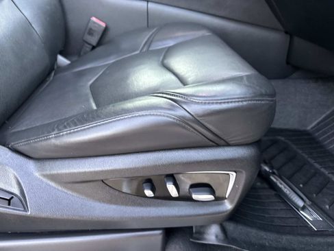 Used 2019 Cadillac Escalade ESV Premium Luxury w/ LPO, Radiant Package image 14