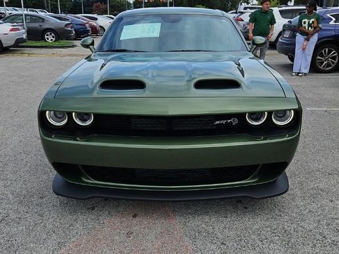Used 2023 Dodge Challenger SRT Hellcat w/ Driver Convenience Group RWD image 2
