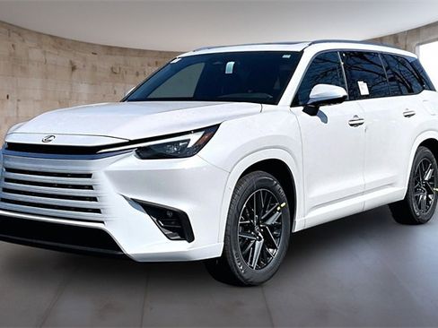 New 2026 Lexus TX 350 AWD image 2