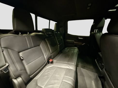 Used 2021 Chevrolet Silverado 1500 High Country w/ Technology Package image 32