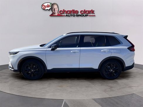 Used 2025 Honda CR-V Sport Touring image 2