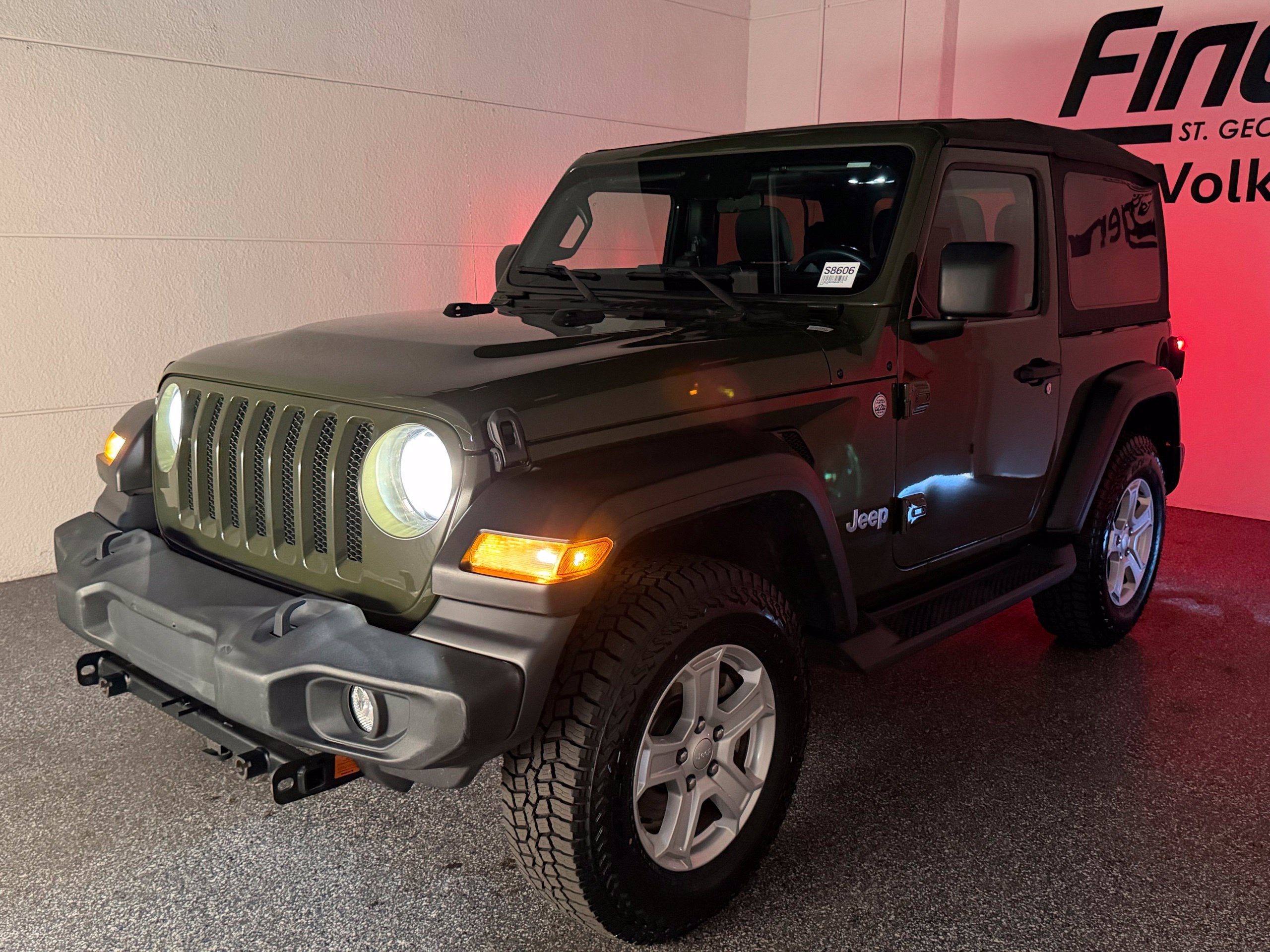 Used 2021 Jeep Wrangler Sport AWD/4WD image 39