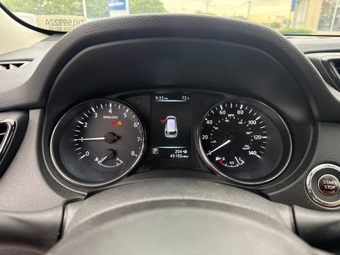 Used 2017 Nissan Rogue SL w/ SL Premium Package AWD/4WD image 11
