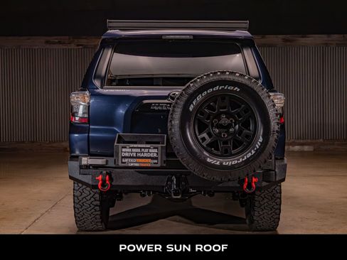 Used 2023 Toyota 4Runner TRD Off-Road Premium w/ Moonroof Package AWD/4WD image 7