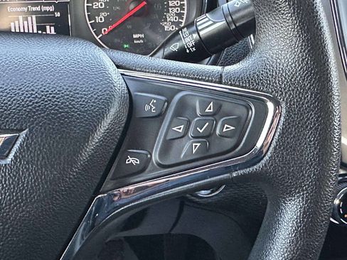 Used 2019 Chevrolet Cruze LT image 28