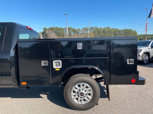 New 2025 GMC Sierra 2500 Pro image 14