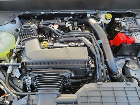 New 2025 Ford Maverick XL w/ 4K Tow Package image 36