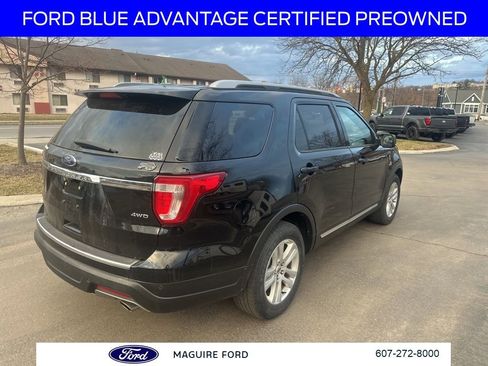 Used 2018 Ford Explorer XLT w/ Equipment Group 202A image 5