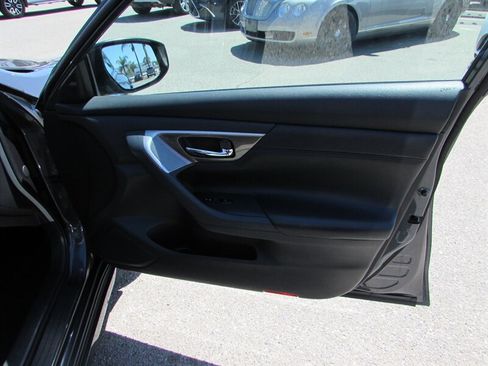 Used 2013 Nissan Altima 2.5 SL w/ Technology Pkg FWD image 26