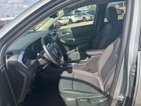 Used 2025 Buick Encore GX Preferred image 24