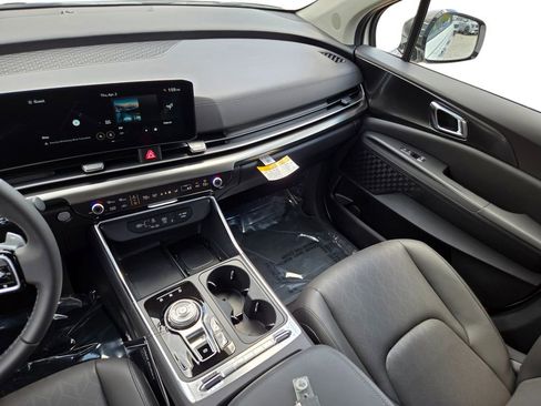 New 2026 Kia Carnival SX image 23