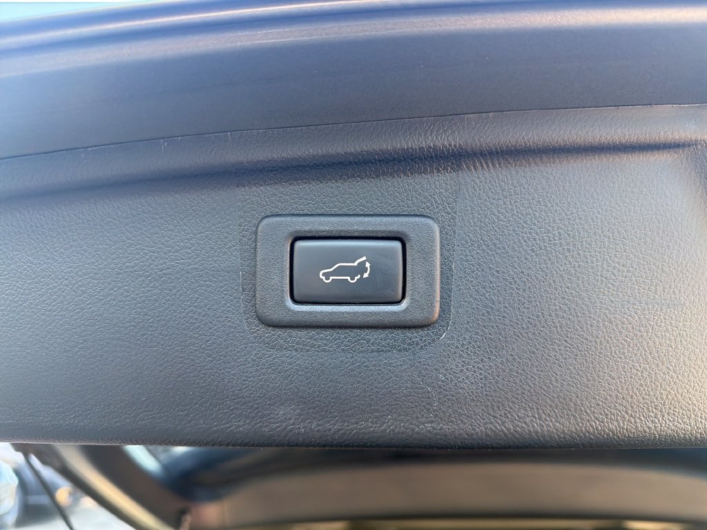 Used 2017 Subaru Outback 2.5i Limited w/ Popular Package #5 AWD/4WD image 32