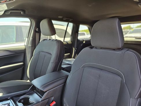 New 2026 Jeep Grand Cherokee Laredo RWD image 21