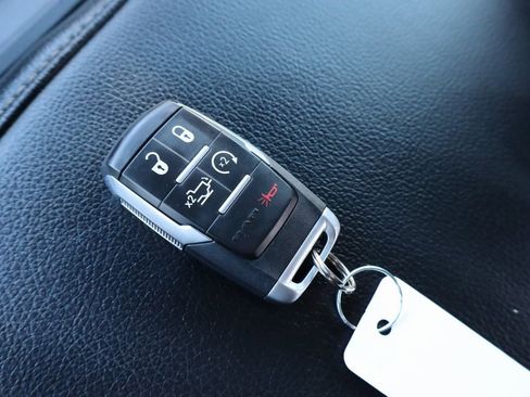 Used 2022 RAM 3500 Laramie w/ Night Edition image 38