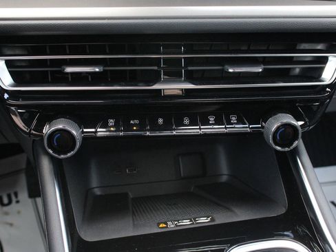 New 2026 Chevrolet Traverse LT w/ Driver Confidence Package FWD image 45