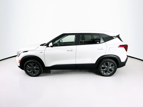 Used 2026 Kia Seltos LX AWD/4WD image 4
