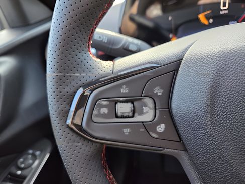 New 2026 Chevrolet Trax RS w/ Sunroof Package image 18