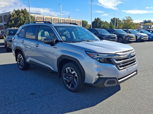 New 2025 Subaru Forester Limited image 2