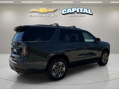 Used 2025 Chevrolet Tahoe Z71 w/ Z71 Off-Road Package AWD/4WD image 5