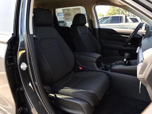 New 2026 Honda CR-V LX image 19