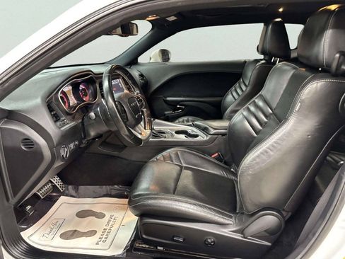 Used 2019 Dodge Challenger SRT Hellcat Redeye RWD image 15