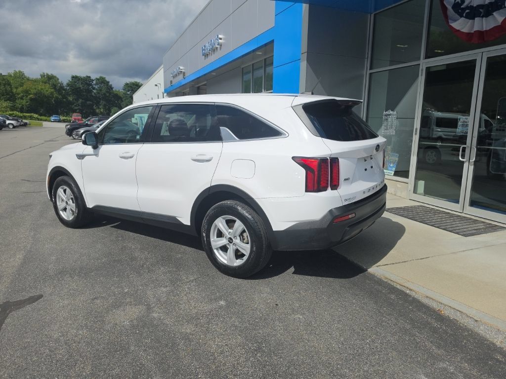 Used 2021 Kia Sorento LX AWD/4WD image 4