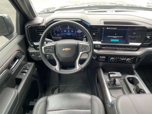 Used 2024 Chevrolet Silverado 1500 LTZ w/ LTZ Premium Package AWD/4WD image 9