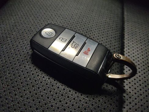 Used 2018 Kia Sportage EX w/ EX Technology Package FWD image 32