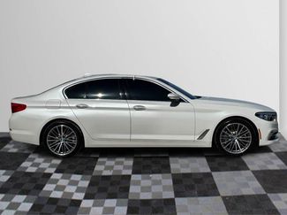Used 2018 BMW 530i xDrive AWD/4WD video 2