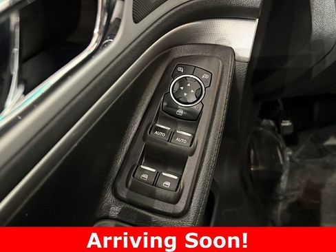 Used 2013 Ford Explorer XLT image 19