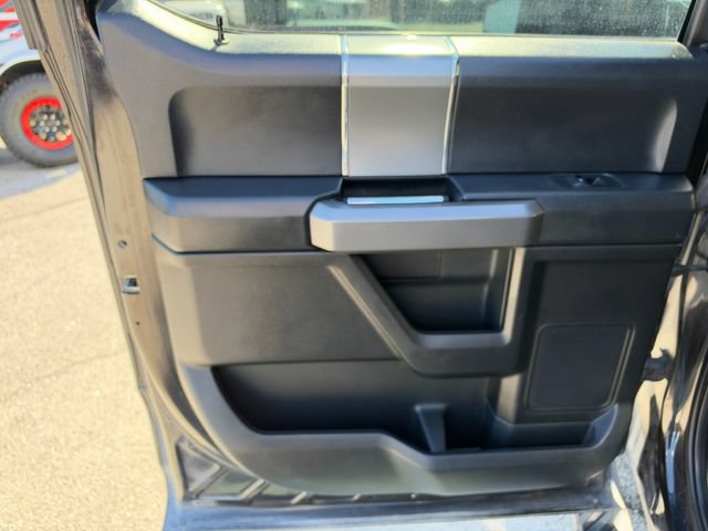 Used 2015 Ford F150 XLT w/ Equipment Group 302A Luxury AWD/4WD image 16