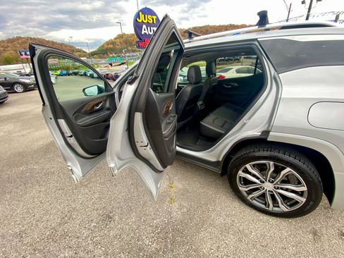 Used 2018 GMC Terrain Denali w/ Advanced Safety Package AWD/4WD image 15