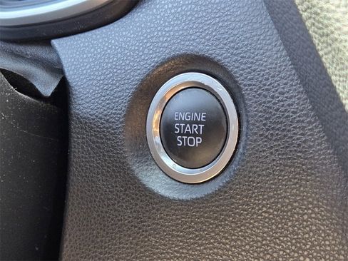 Used 2020 Toyota Corolla XSE image 23