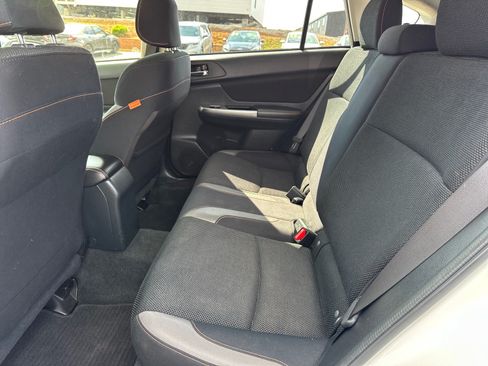 Used 2017 Subaru Crosstrek 2.0i Premium AWD/4WD image 10