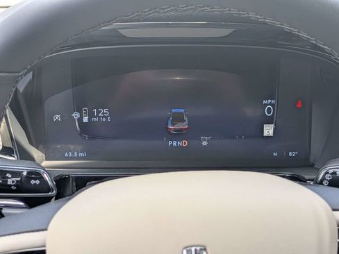 New 2026 Lincoln Corsair Premiere image 25