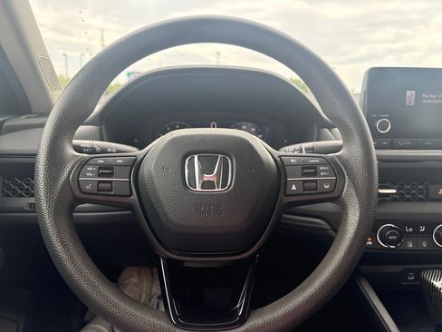 Used 2024 Honda Accord EX image 14