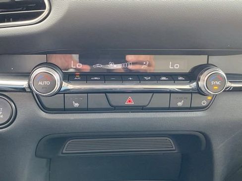 New 2025 MAZDA CX-30 AWD 2.5 S w/ Preferred Package image 16